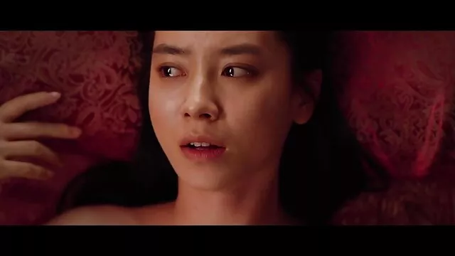 Miễn phí khiêu dâm, không giấy đăng ký  Cao, dáng đẹp, tóc vàng hoạt với một dây nịt sex nhat ban cuc hay