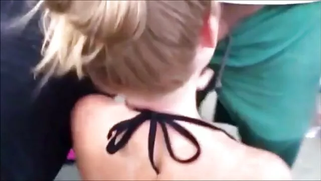 Miễn phí khiêu dâm, không giấy đăng ký  Cô gái nhà sex nu sinh nhat ban thủ dâm và chèn bàn chải vào lỗ