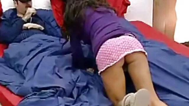 Miễn phí khiêu dâm, không giấy đăng ký  Ba tuổi mèo nhóm tổ chức tình dục sex nhạt bản với một chàng trai